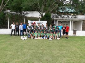 Alunos da Escola Furacão Sulina Recebem Visita do Ex-Atleta e Agora Embaixador do Athletico Paranaense, Nem Lima